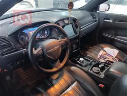 کرایسلەر 300